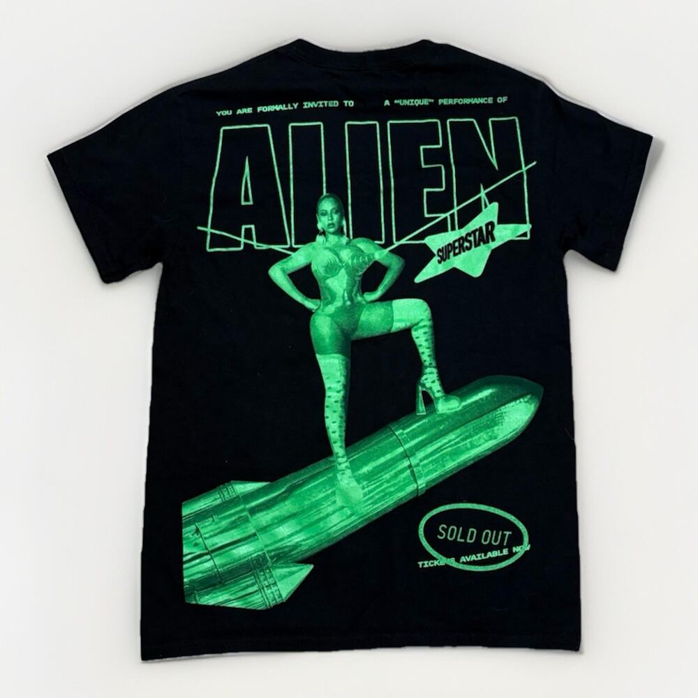 Beyoncé RWT 2023 Renaissance World Tour Black T Shirt Alien Superstar Small NWOT